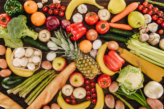 蔬菜和水果的顶部视图图片