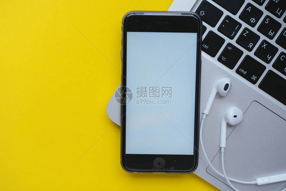 空间灰色苹果iphone6s样机与白图片