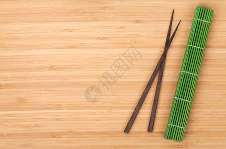 棍棒和竹垫与复制图片