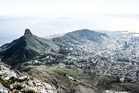 桌山与城市景观南非开普敦图片