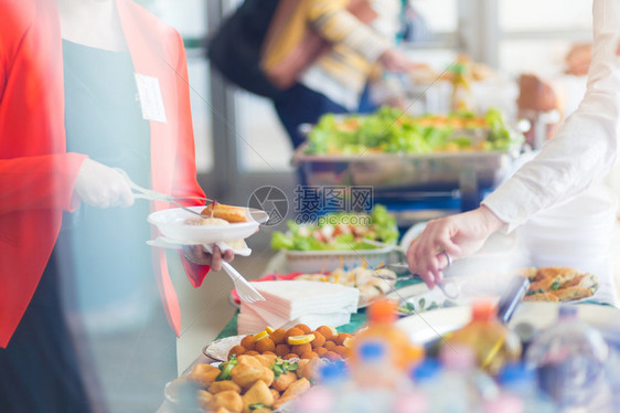 在会议中休息的班克特午餐会食物图片