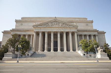 位于华盛顿特区的档案馆大楼从正图片