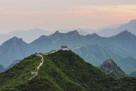 万里长城箭口荒原段图片