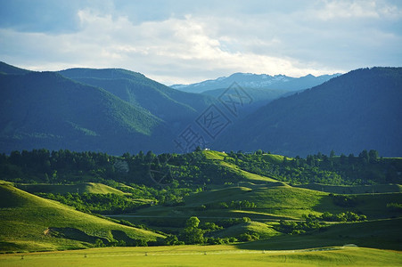 美丽的蒙大拿州景观美国落基山脉在美国蒙大拿图片