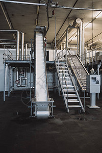 工业机械内饰用于冷冻挑选和保存深冻食品的工厂的图片