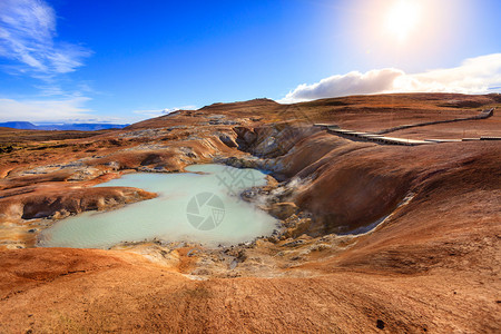 冰岛克拉夫火山场的热水池图片