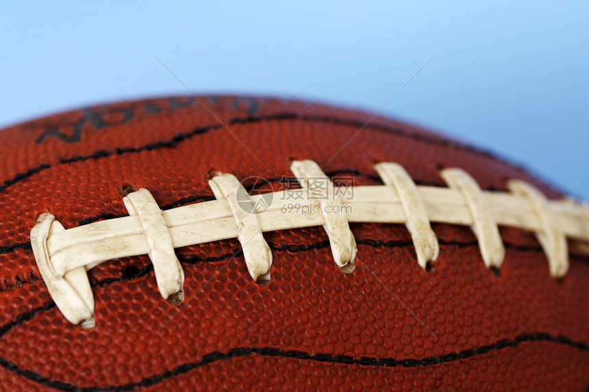 美式足球即时比分直播 实时更新全场赛事动态 精准数据追踪每一场精彩对决 全面覆盖NFL各大球队实时表现