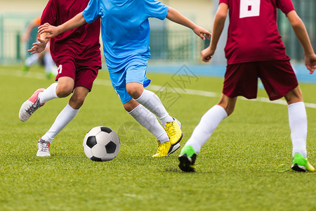儿童足球比赛培训和足球锦标赛图片