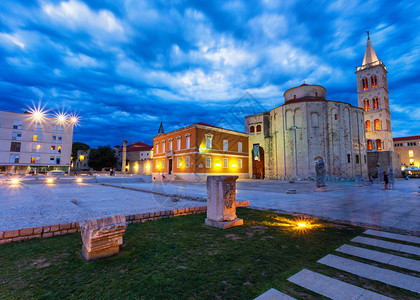 夜里克罗地亚Zadar图片