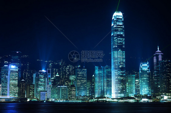 香港大厦在晚上图片