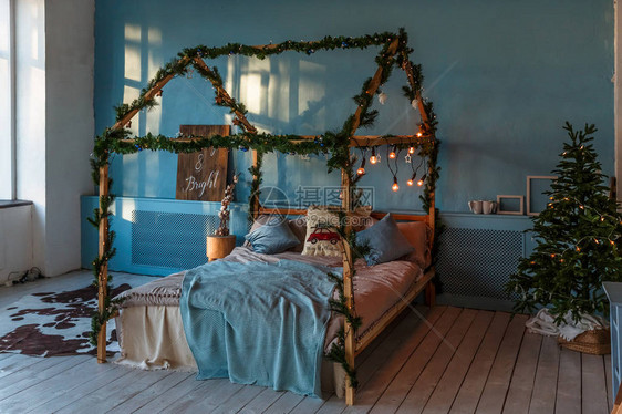 圣诞和装饰的卧室图片