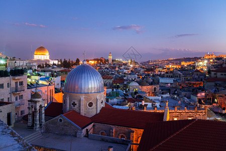 以色列夜间耶路撒冷老城和圣殿图片
