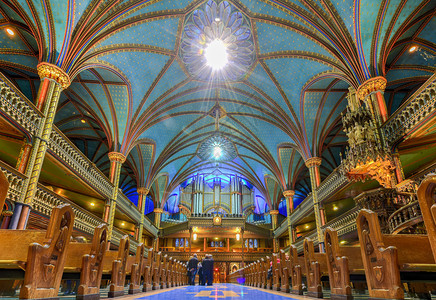 蒙特利尔圣母大教堂位于加拿大魁北克省蒙特利尔图片