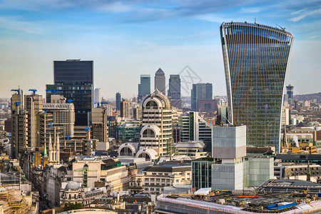 这是世界位于伦敦中部的两个主要金融区图片