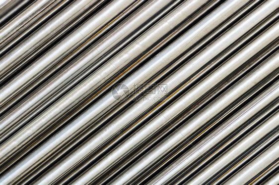 对角线抽象背景中铬钢管排序的纹理图片
