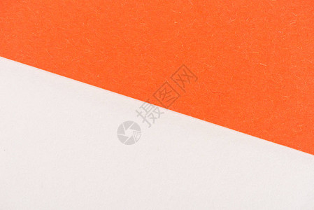 背景橙色和白纸层的近视镜图片