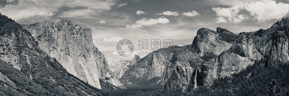 Yosemite山谷山峰图片