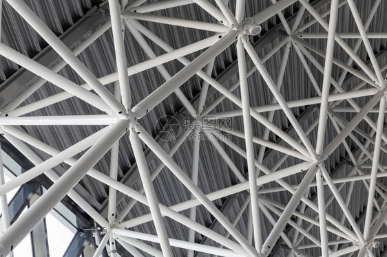 萨格勒布机场屋顶的抽象钢结构图片