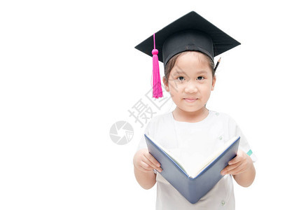 快乐的亚洲学校孩子毕业阅读书毕业上限与图片