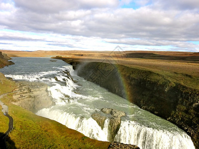 Gullfos瀑布上的彩虹图片