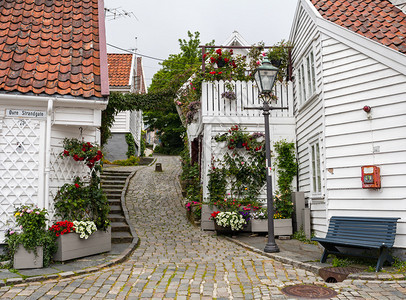 挪威斯塔万格老城中心的白木图片