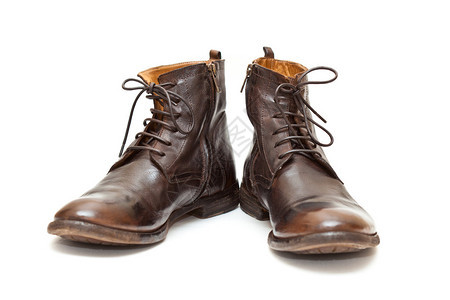 时尚男式皮鞋隔离在白色背景上秋春鞋棕色图片