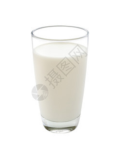 在白色背景上隔离的一杯牛奶图片