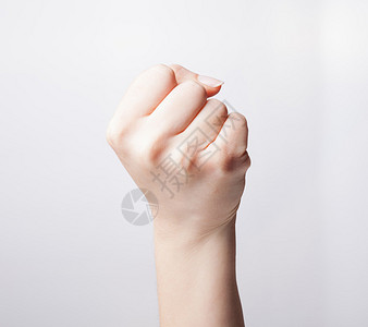 握紧的手图片