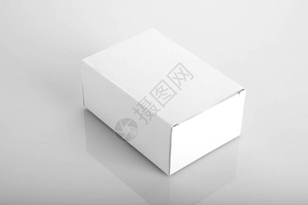 用于模拟的清洁白色空白产品包装盒背景图片
