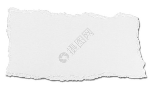 白色背景上一张白色撕破纸的特写图片