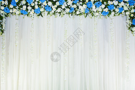花卉背景与白布图片
