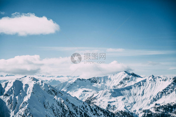 在奥斯特里亚州黑月花滑雪区美图片