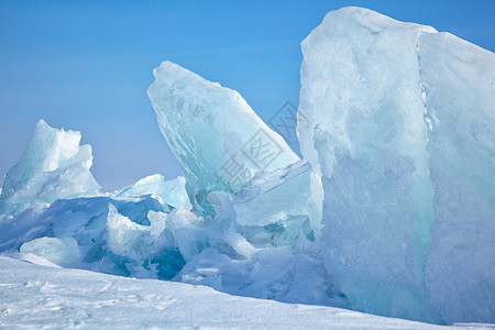 冬季冰冻贝加尔图片