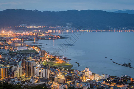 长野县诹访湖夜景图片