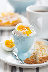 早餐煮鸡蛋图片