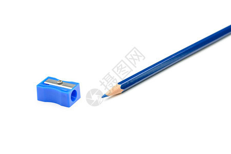 白色背景中的蓝色铅笔和蓝色卷笔刀图片