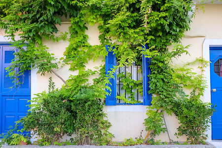 希腊传统房屋结构有白色墙壁和蓝图片