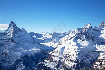 瑞士泽尔马特美丽的冬季风景Ze图片
