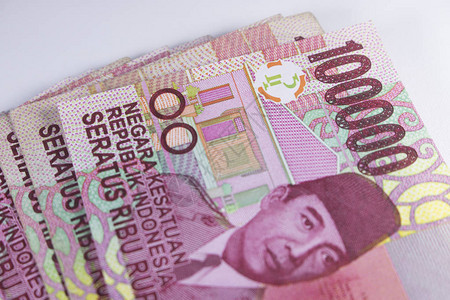 新鲁比亚货币Indonesia货币现金融资图片
