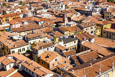 美丽的意大利城市维罗纳Verona的全景图片
