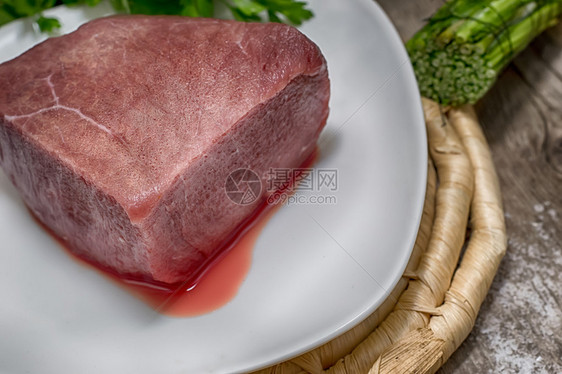 肉鲜血图片