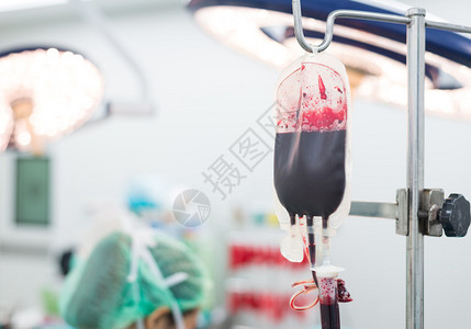手术中献血图片
