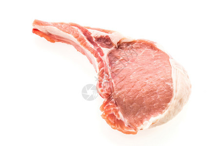 在白色背景隔绝的生羊肉猪背景图片