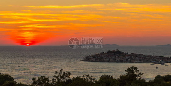 克罗地亚得里亚海的日落图片