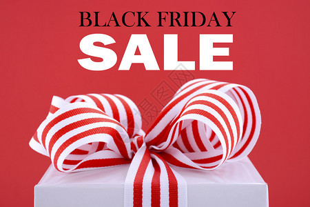 黑色星期五红色和白色销售促销礼品盒背景图片