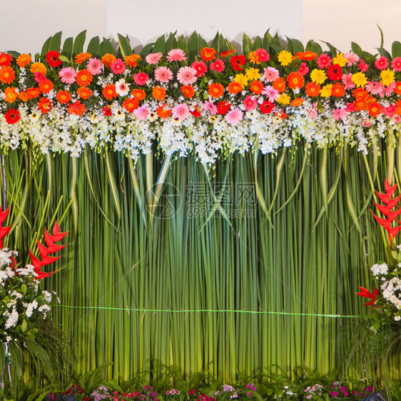 婚礼的鲜花背景装饰图片