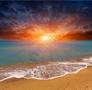 海上热落日图片