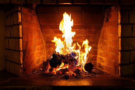 秋或冬烧火炉壁舒适的夜晚图片