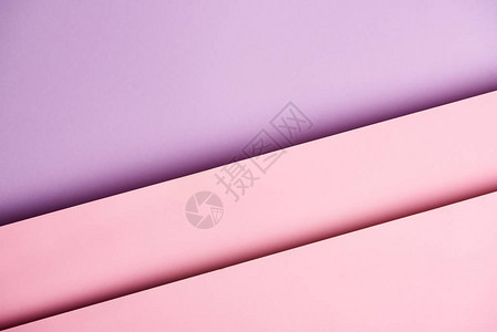 紫色和粉红色调的重叠纸张图案图片