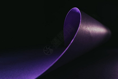 以黑上波形的紫色图片
